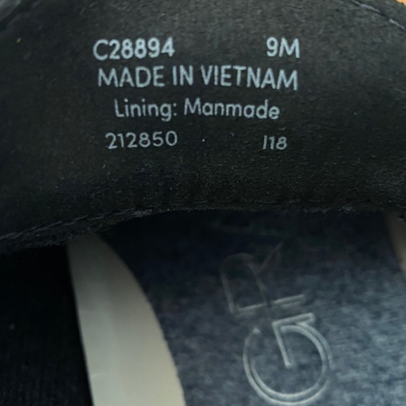 Cole Haan ZeroGrand Wingtips - Picture 2 of 5